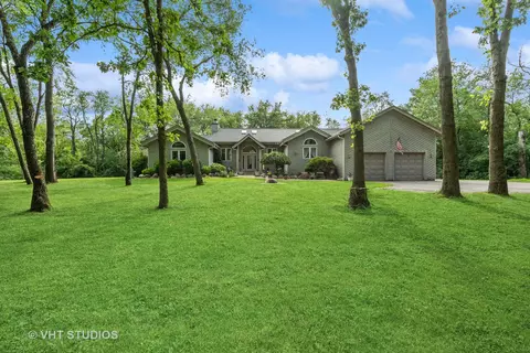 2701 Dunham Woods Rd, Harvard, IL 60033