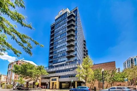 1309 N Wells St #906, Chicago, IL 60610
