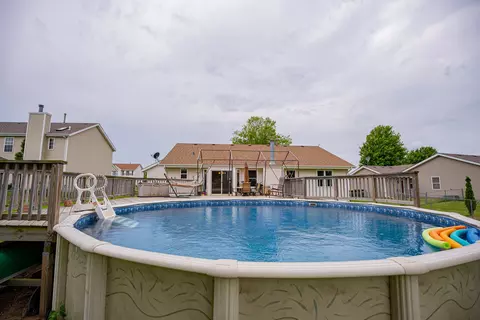 Exterior - 621 Willow Bend Dr, Davis Junction, IL 61020 photo 11 of 14