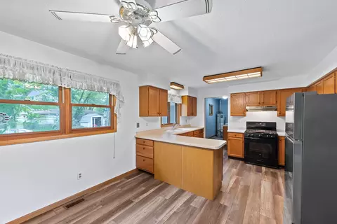 Kitchen - 3021 Lowe Rd, Kankakee, IL 60901 photo 2 of 3