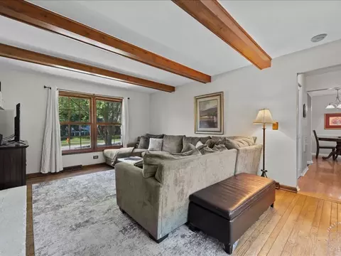 Living - 512 E 14th Ave, Naperville, IL 60563 photo 4 of 4