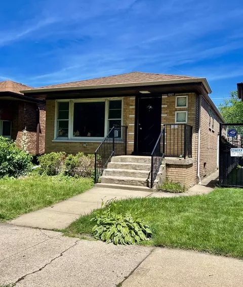 10927 S Mackinaw Ave, Chicago, IL 60617