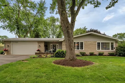 23041 W Karl Ave, Channahon, IL 60410