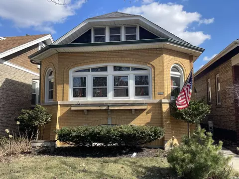 2639 Wesley Ave, Berwyn, IL 60402