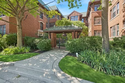 1144 Washington Blvd #3, Oak Park, IL 60302