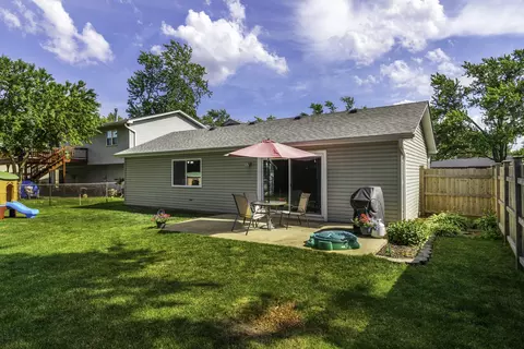124 Thackeray Dr, Bolingbrook, IL 60440 photo 40