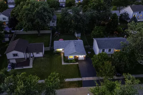 124 Thackeray Dr, Bolingbrook, IL 60440 photo 34