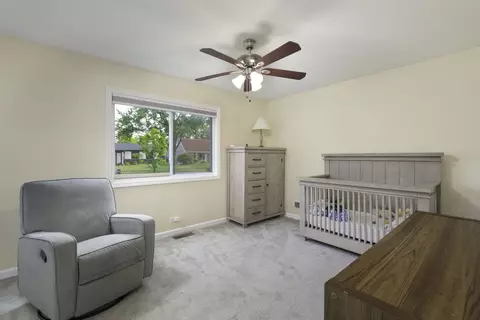 124 Thackeray Dr, Bolingbrook, IL 60440 photo 25