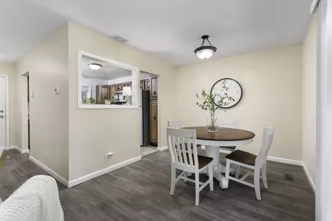 124 Thackeray Dr, Bolingbrook, IL 60440 photo 14