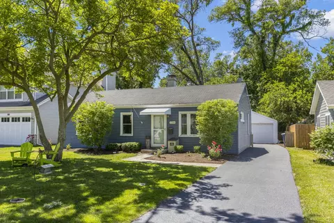 1206 Campbell Ave, Wheaton, IL 60189