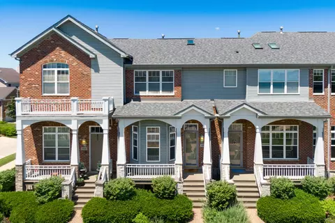 1131 Ironwood Ln, Lisle, IL 60532