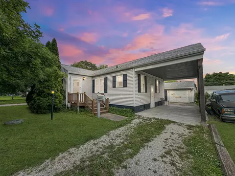 1411 S Monroe St, Streator, IL 61364