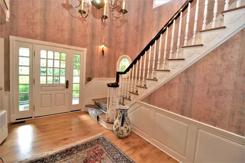 Entry Way - 16556 County Line Rd, Capron, IL 61012 photo 2 of 3