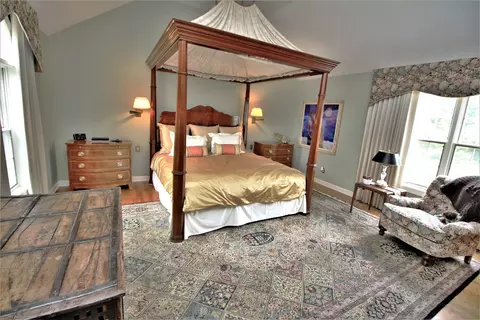 Bedroom - 16556 County Line Rd, Capron, IL 61012 photo 3 of 4