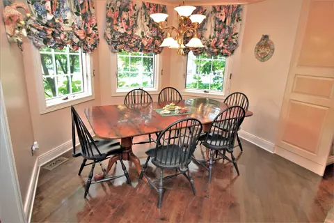 Dining - 16556 County Line Rd, Capron, IL 61012 photo 2 of 3