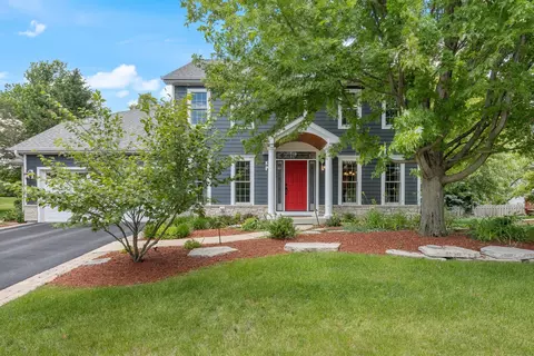 2260 Nordic Ct, Aurora, IL 60504