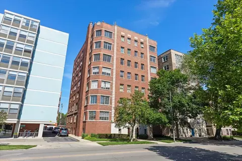 1426 Chicago Ave #5S, Evanston, IL 60201