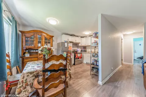 2410 Algonquin Rd #1, Rolling Meadows, IL 60008 photo 3