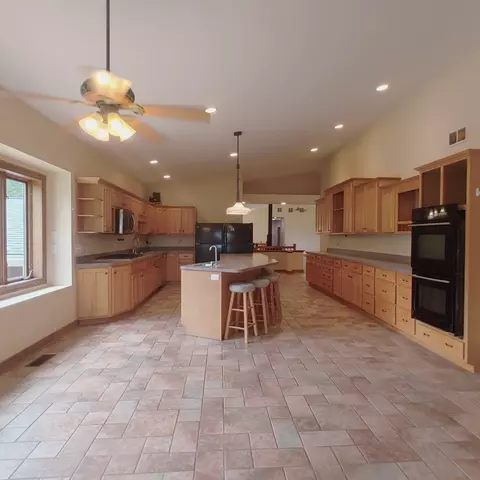 Kitchen - 10799 Randall Rd, Capron, IL 61012 photo 7 of 8