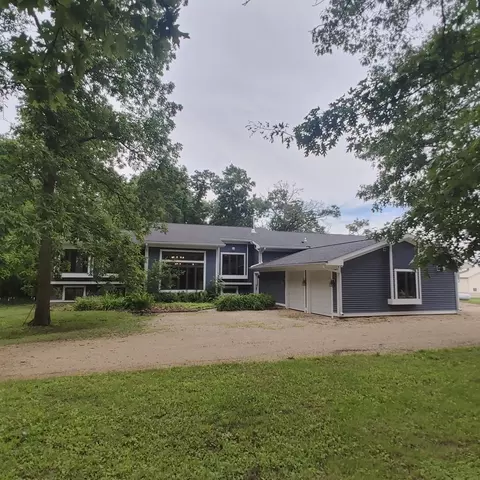 Exterior - 10799 Randall Rd, Capron, IL 61012 photo 3 of 10