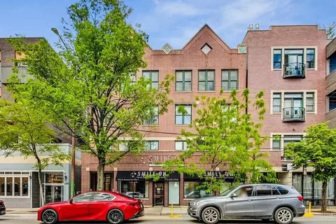 1350 W Belmont Ave #D, Chicago, IL 60657