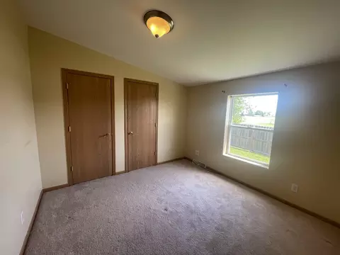 4819 W Augusta Blvd, Monee, IL 60449 photo 7