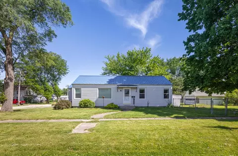343 W 9th St, Belvidere, IL 61008