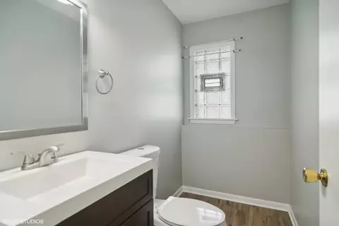 1826 E Sitka Ln, Mount Prospect, IL 60056 photo 11