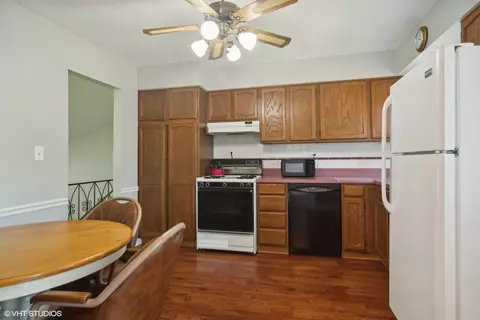 1826 E Sitka Ln, Mount Prospect, IL 60056 photo 5