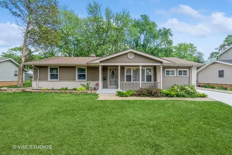 1241 Hemlock Dr, Elk Grove Village, IL 60007