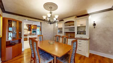 Dining - 724 Eastchester Rd, Wheeling, IL 60090 photo 2 of 3
