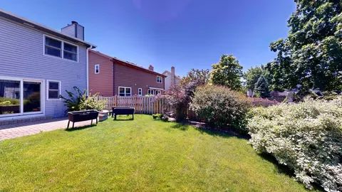 Exterior - 724 Eastchester Rd, Wheeling, IL 60090 photo 5 of 7