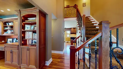 Entry Way - 724 Eastchester Rd, Wheeling, IL 60090 photo 1 of 1