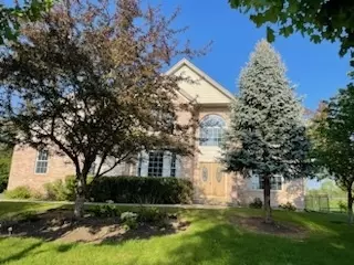 Exterior - 1421 Blume Dr, Elgin, IL 60124 photo 4 of 7