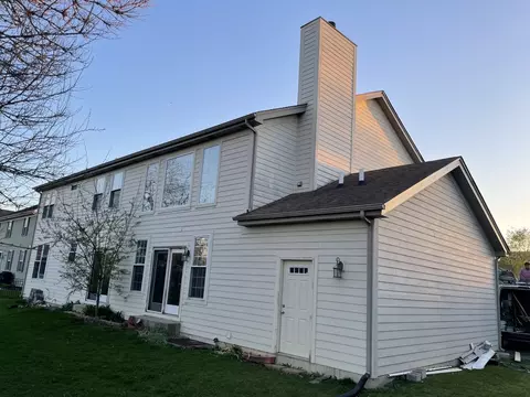 Exterior - 1421 Blume Dr, Elgin, IL 60124 photo 6 of 7