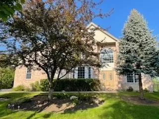 Exterior - 1421 Blume Dr, Elgin, IL 60124 photo 3 of 7