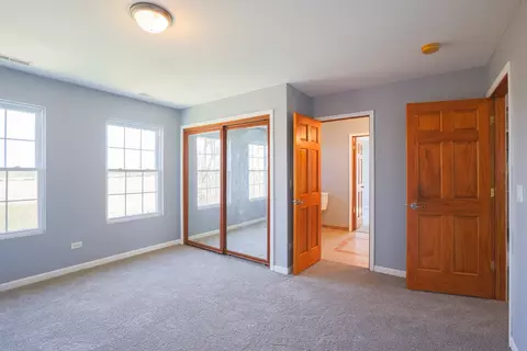Bedroom - 1421 Blume Dr, Elgin, IL 60124 photo 4 of 5