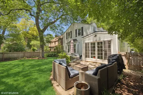 Exterior - 2814 Simpson St, Evanston, IL 60201 photo 8 of 9