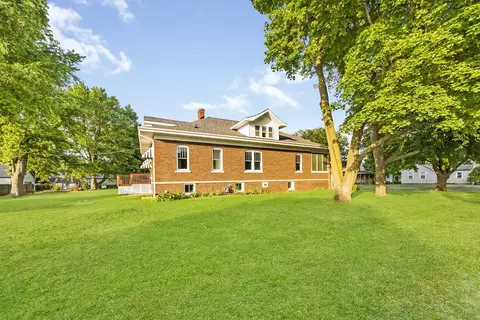 Exterior - 202 Jefferson St, Benson, IL 61516 photo 8 of 9