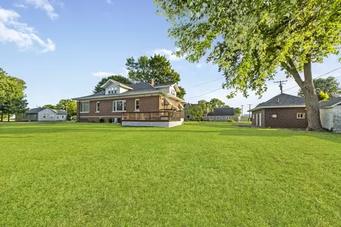 Exterior - 202 Jefferson St, Benson, IL 61516 photo 6 of 9