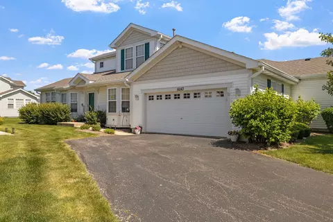 16143 Huron St, Crest Hill, IL 60403