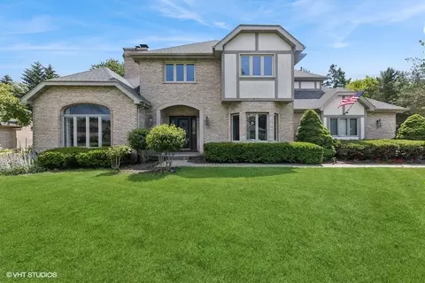 8638 Dory Ln, Willow Springs, IL 60480
