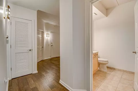 1277 E Thacker St #202, Des Plaines, IL 60016 photo 26