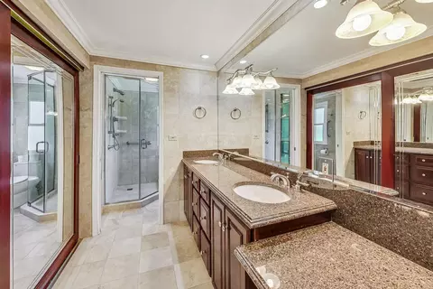 3215 Maple Leaf Dr, Glenview, IL 60026 photo 9
