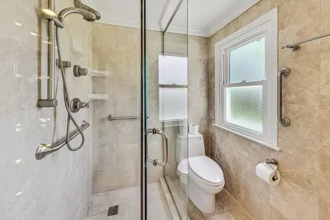 3215 Maple Leaf Dr, Glenview, IL 60026 photo 8