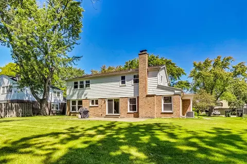 3215 Maple Leaf Dr, Glenview, IL 60026 photo 16