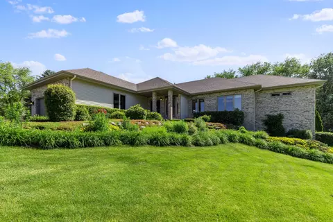 11935 Hunterston Dr, Caledonia, IL 61011