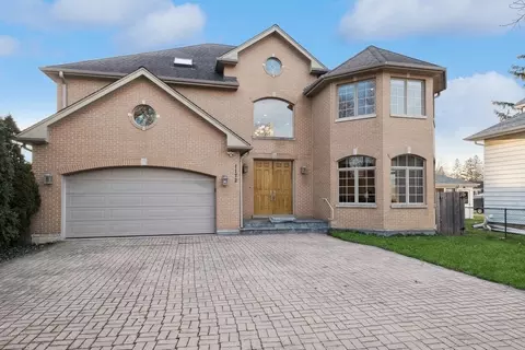 1172 S River Rd S, Des Plaines, IL 60016