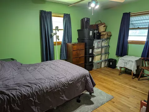 Bedroom - 1519 S Float Ave, Freeport, IL 61032 photo 1 of 3