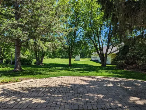 Exterior - 1519 S Float Ave, Freeport, IL 61032 photo 1 of 4